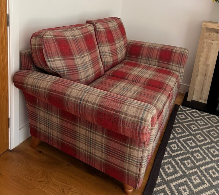 Lovely NEXT Highbury 2 Seater Sofa in Red Check As New