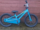 Specialized hotrock 16inch wheel children&#039;s bike .