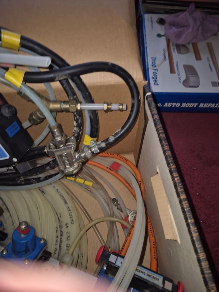 Beer pump and accessories all sorts 