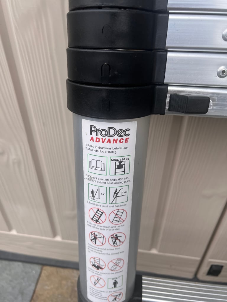 Telescopic ladder