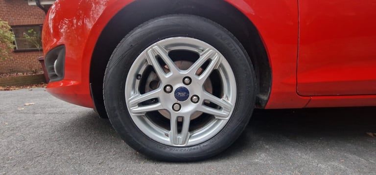 Ford, FIESTA, Hatchback, 2013, Manual, 998 (cc), 5 doors