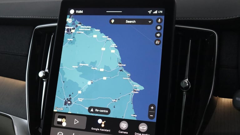 2025 Volvo XC90 T8 PHEV AWD Ultra, Dark, 7 Seats (Sunroof, Pilot Assist, Bowers &amp; Wilkins) ES...