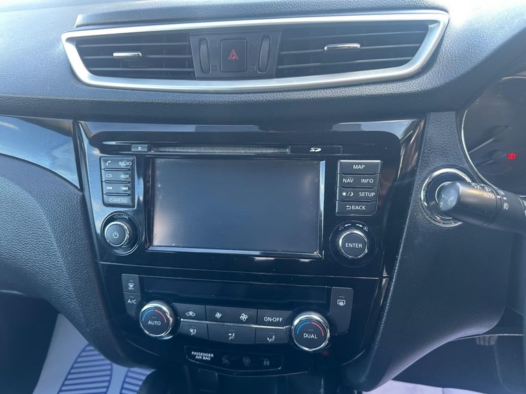 2016 Nissan Qashqai 1.2 DIG-T N-Connecta 2WD Euro 6 (s/s) 5dr HATCHBACK Petrol Manual