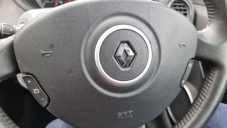 Cheap Renault Clio 1.2 Low Insurance 3Dr Full Service History Low Tax (POLO IBIZA FOCUS GOLF)