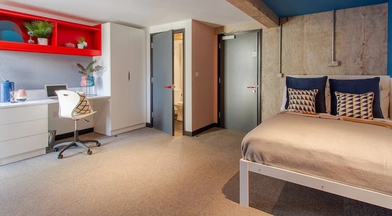 Beton House Sheffield Hallam University Student Accommodation - EnSuite Room