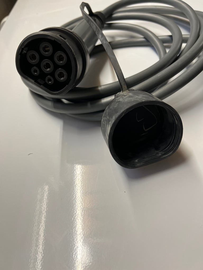 BMW Genuine car fast charger cable and adapter 