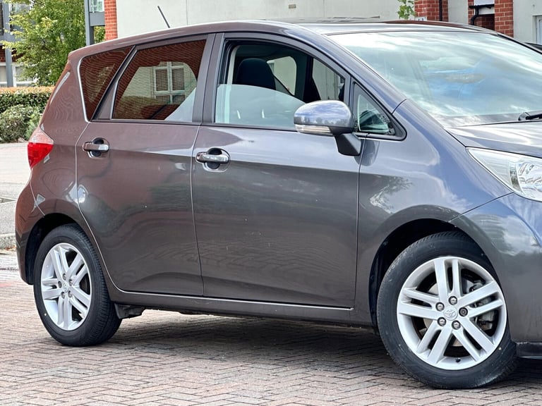 2011 Toyota Verso 1.33 Dual VVT-i T Spirit Euro 5 5dr MPV Petrol Manual