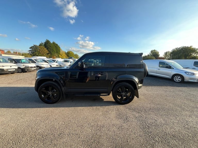 2025 25 LAND ROVER DEFENDER 3.0 D250 MHEV S HARD TOP SUV 3DR DIESEL AUTO 4WD SWB