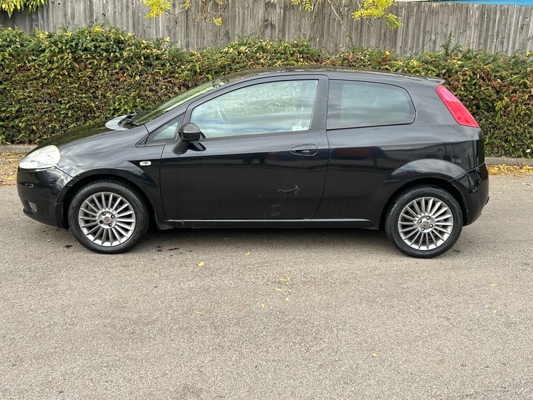 Fiat, GRANDE PUNTO, Hatchback, 2009, Manual, 1368 (cc), 3 doors
