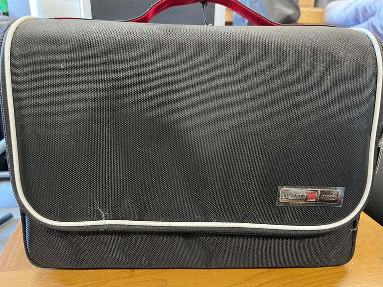 AutoGlym Car Clean set, Audi branded case.
