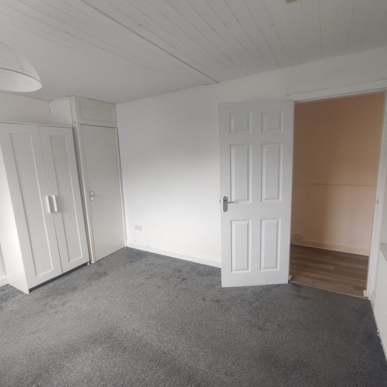 Fantastic 3 bedroom flat for long term tenants 