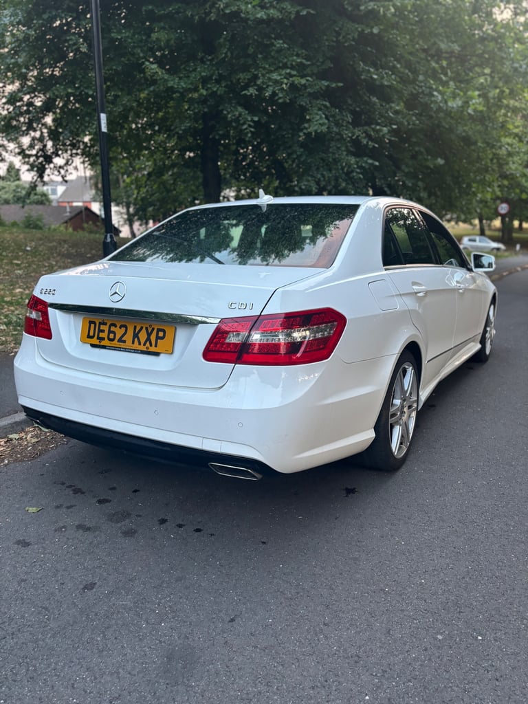 2012 62 Mercedes-Benz E220 Sport CDI,  2.1L Diesel. AUTOMATIC  LONG MOT!