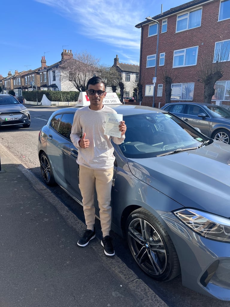 Automatic Driving lessons East London 