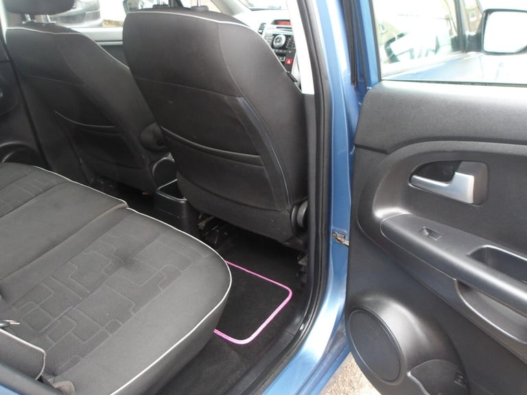 2013 Kia Venga 1.6 2 Auto Euro 5 5dr HATCHBACK Petrol Automatic