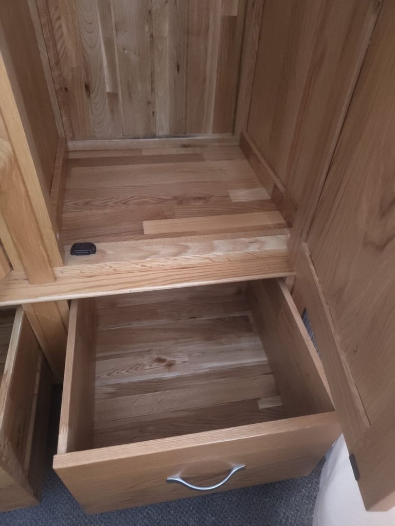 Solid oak large triple wardrobe