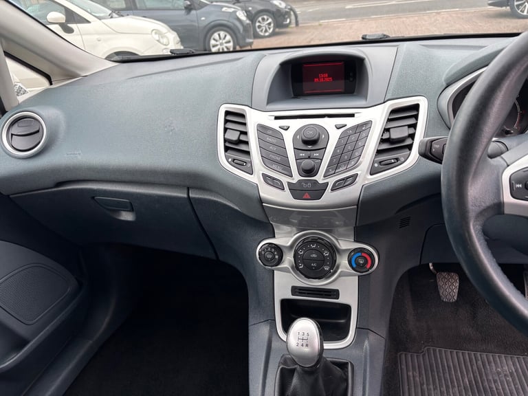 2009 Ford Fiesta 1.4 Zetec 3dr HATCHBACK Petrol Manual