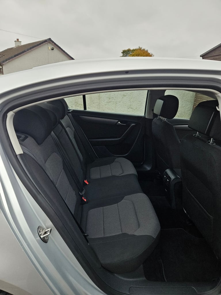Volkswagen, PASSAT, Saloon, 2014, Manual, 1968 (cc), 4 doors