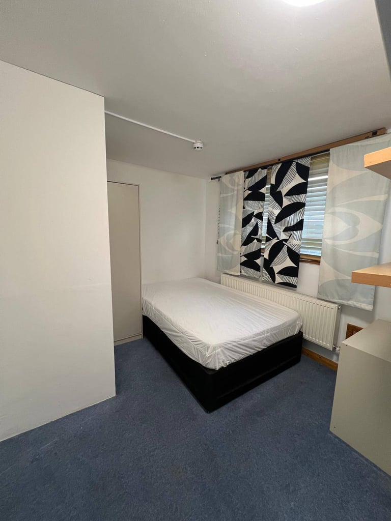Room in Leicester (LE3 9FR) 