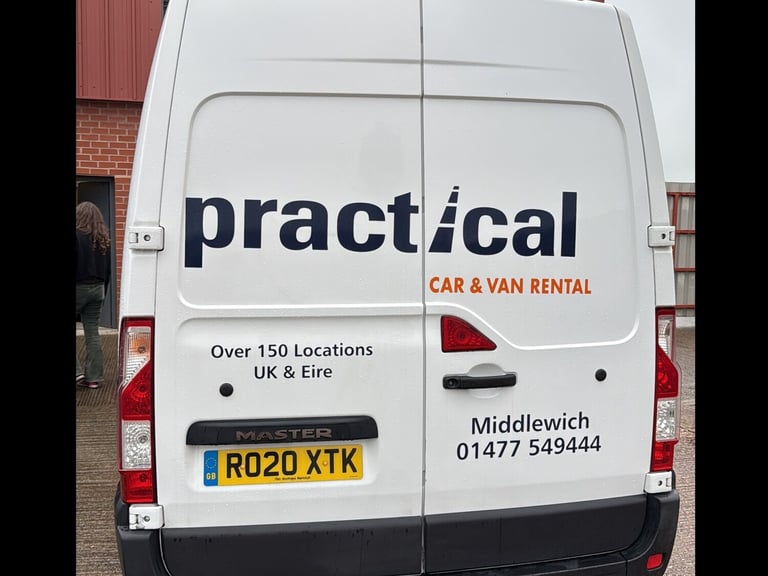 2020 Renault Master LM35dCi 135 Business+ Medium Roof Van PANEL VAN Diesel Manual