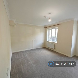 2 bedroom flat in Sterling Court, Bursledon, Southampton, SO31 (2 bed) (#2641667)