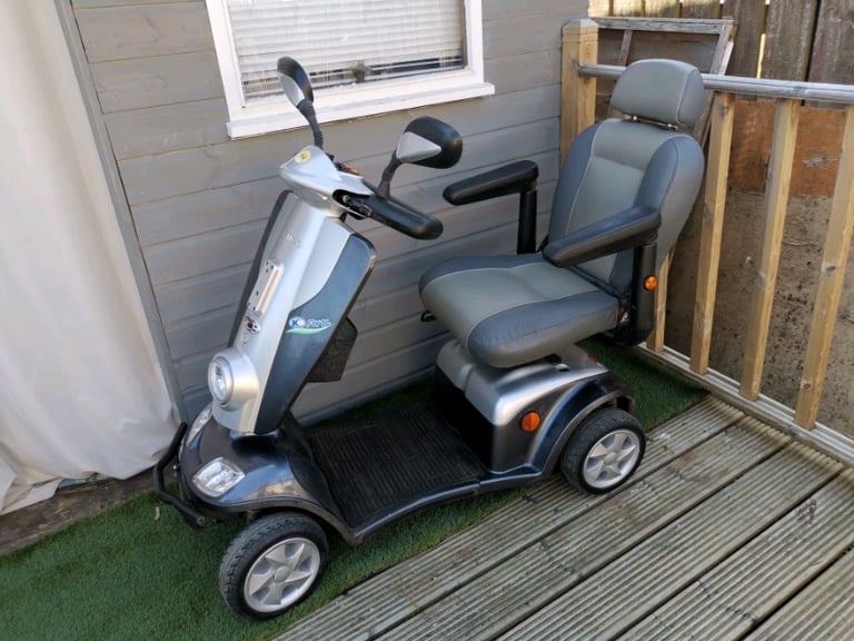 Kymco midi xls 8mph mobility scooter. 