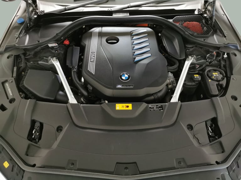 2022 BMW 7 Series 745Le xDrive M Sport 4dr Auto SALOON PETROL/ELECTRIC Automatic