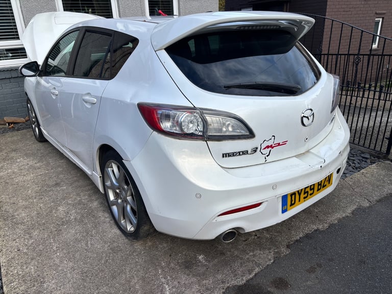 Mazda 3 MPS BREAKING 