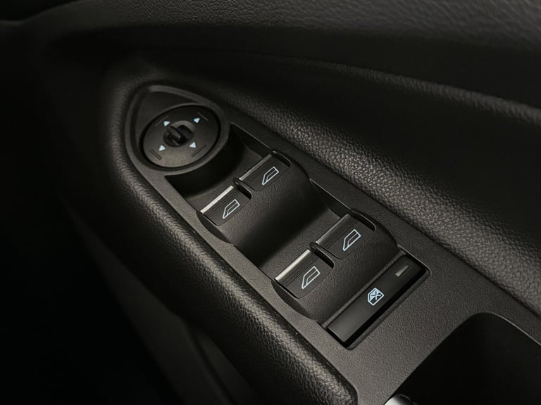 2018 Ford Kuga 2.0 TDCi EcoBlue Zetec AWD Euro 6 (s/s) 5dr HATCHBACK Diesel Manual