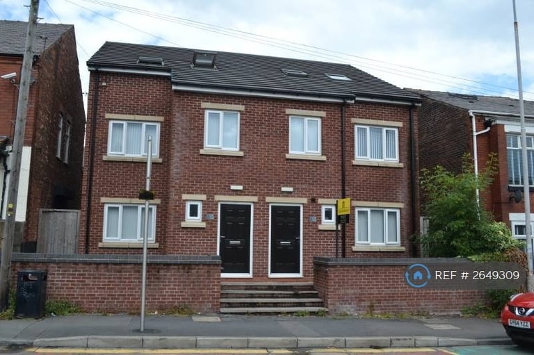 4 bedroom house in Bolton Road, Swinton, Manchester, M27 (4 bed) (#2649309)
