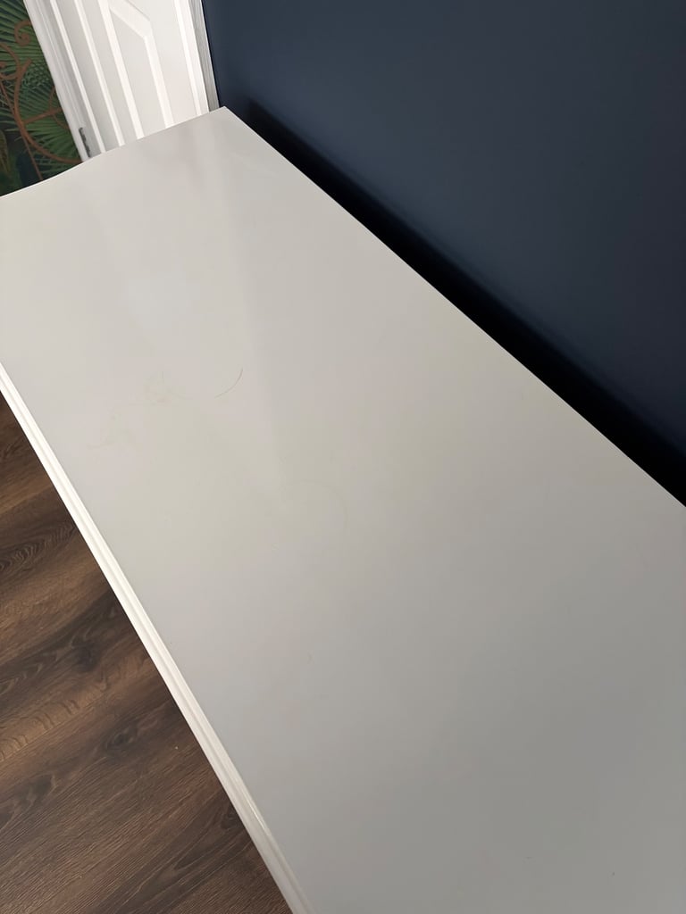 Chest of drawers white shabby chic style 