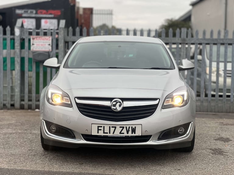 2017 Vauxhall Insignia 1.4 Insignia SRi Nav S/S 5dr Hatchback Petrol Manual
