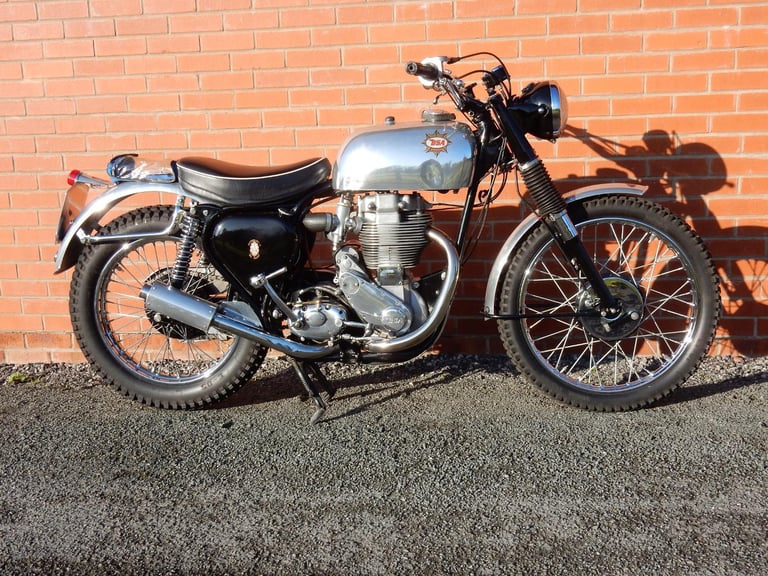 BSA Gold Star DBD34 500cc 1957 scrambler in ISDT trim. Factory matching nos