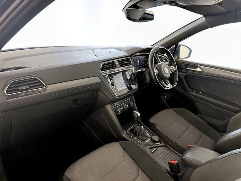 2020 Volkswagen Tiguan 2.0 TDi 150 4Motion R-Line Tech 5dr ESTATE DIESEL Automatic