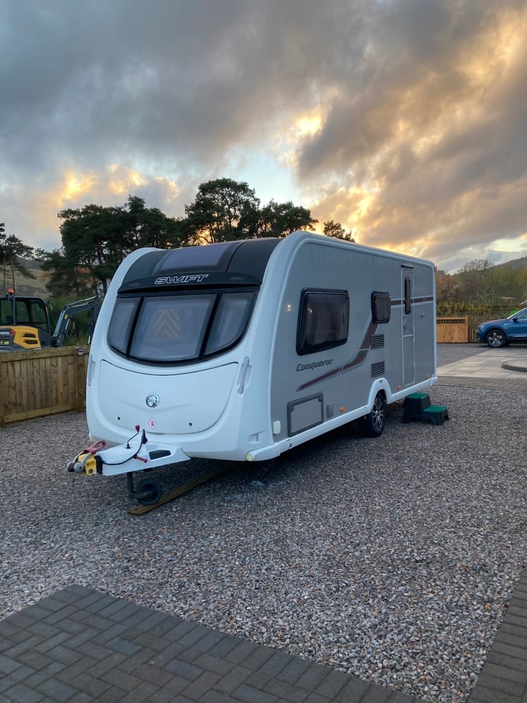 image for Swift Conqueror 530 2010/11 Model 