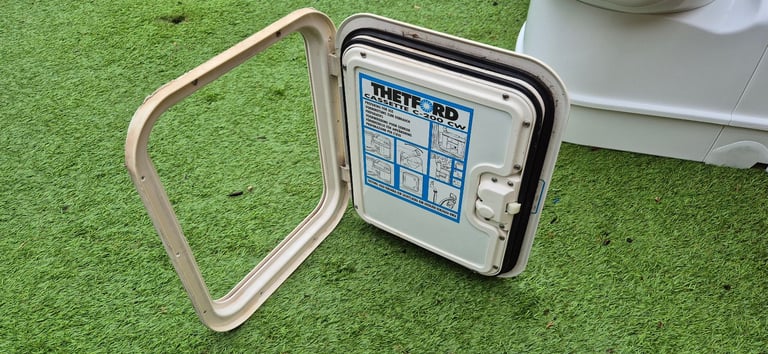 THETFORD cassette swivel toilet for camper caravan motorhome boat