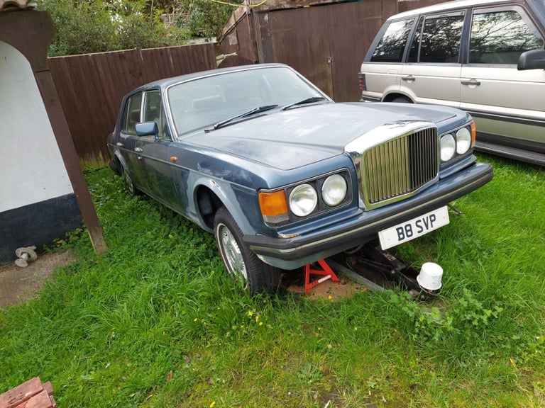 Bentley, Saloon, 1985, 6750 (cc), 4 doors