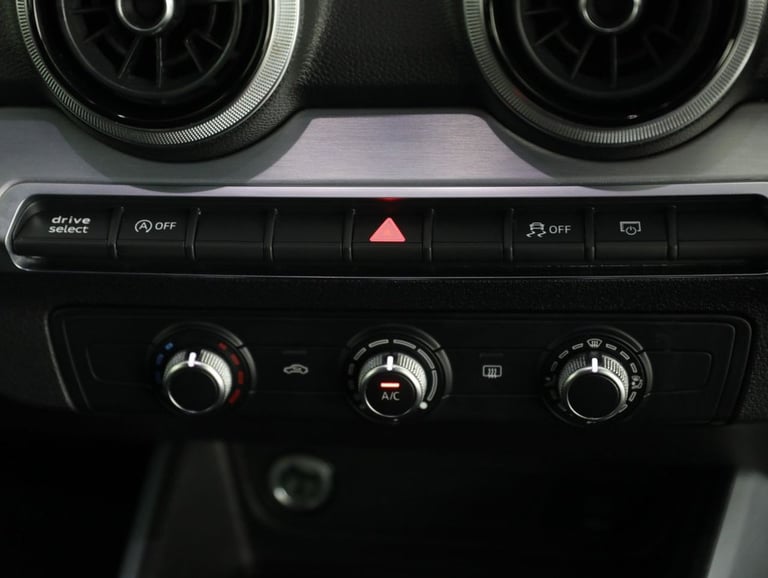 2022 Audi Q2 1.0 TFSI 30 S line SUV 5dr Petrol Manual Euro 6 (s/s) (110 ps) Petrol Manual