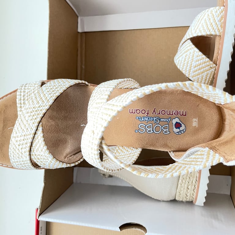 Riecker  Bobs memory foam sandles.