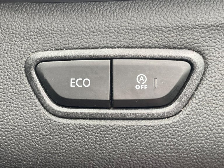 2017 Renault Kadjar 1.5 dCi Dynamique S Nav EDC Euro 6 (s/s) 5dr HATCHBACK Diesel Automatic