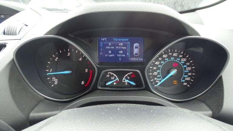 FORD KUGA 2.0 TDCi Titanium Black Manual Diesel 2015