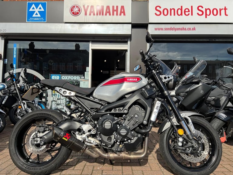 Yamaha XSR900
