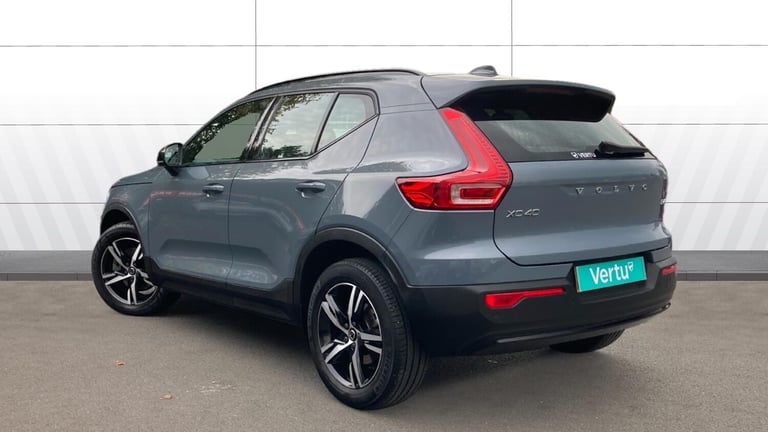 2022 Volvo XC40 2.0 B4P Plus Dark 5dr AWD Auto Petrol Estate Estate Petrol Automatic