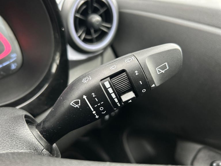 2024 Hyundai i10 1.0 Premium Hatchback 5dr Petrol Auto Euro 6 (s/s) (63 ps) Hatchback PETROL Auto...