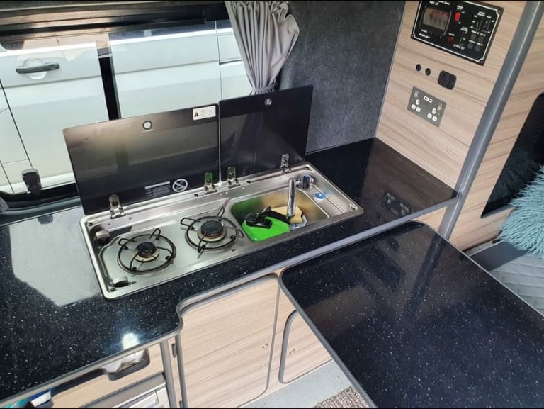 Vauxhall, VIVARO, 2013, 1995 (cc) FULLY CONVERTED CAMPERVAN 