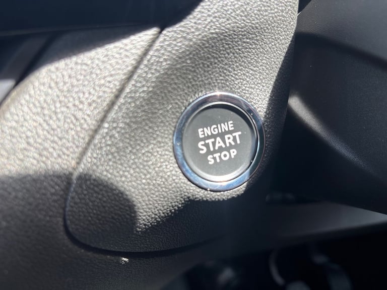 2022 Vauxhall Grandland 1.2 Turbo Elite 5dr Hatchback PETROL Manual