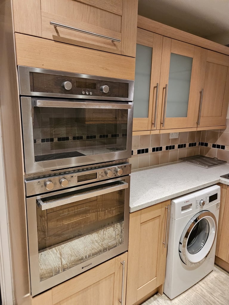 Large double room available in Stevenage Sg1