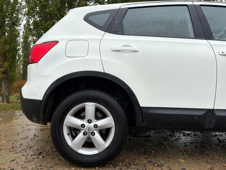  Nissan Qashqai 2.0 Acenta CVT 5dr Petrol Automatic