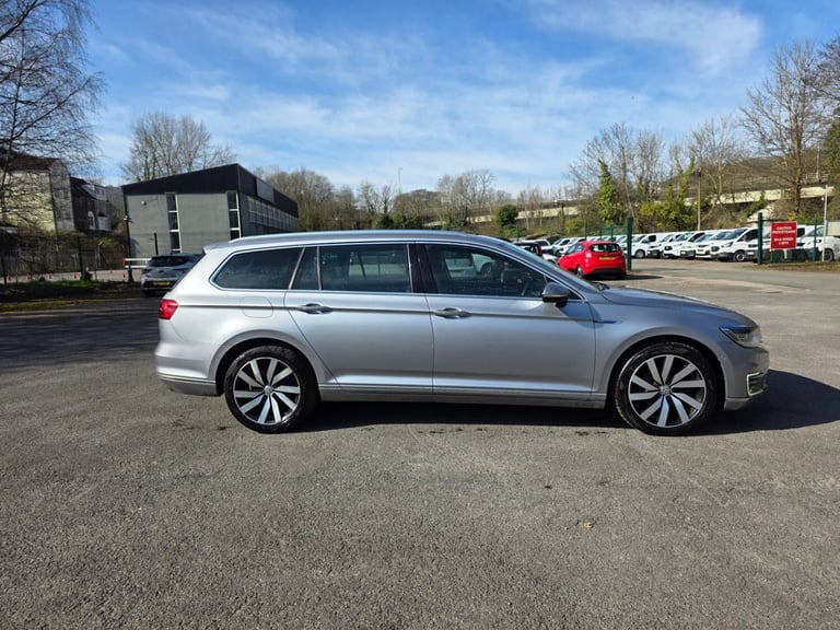 2018 Volkswagen Passat 1.4 TSI GTE Advance 5dr DSG 360 Camera Sunroof VIRTUAL COCKPIT ESTATE Petr...