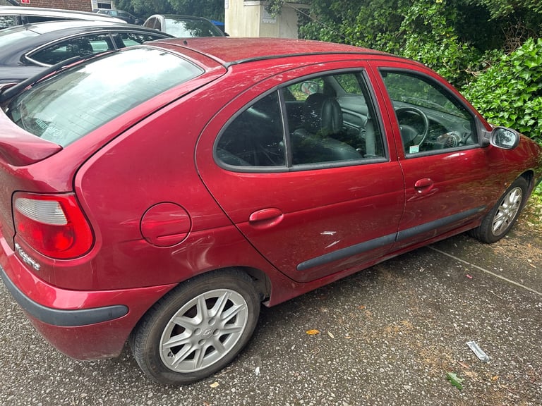 Renault, MEGANE, Hatchback, 2002, Manual, 1390 (cc), 5 doors