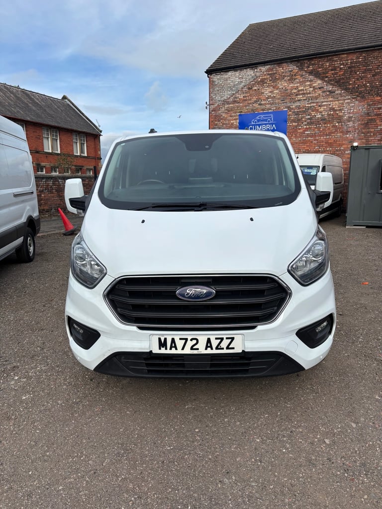 image for 2022 Ford Transit Custom 2.0 EcoBlue 130ps Low Roof D/Cab Limited Van PANEL VAN Diesel Manual